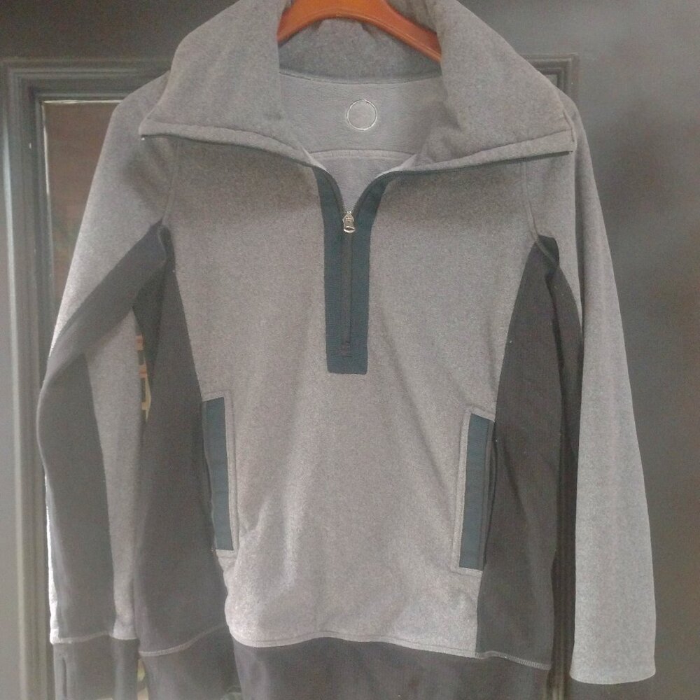 Men's lululemon quarter zip hoodie size medium
